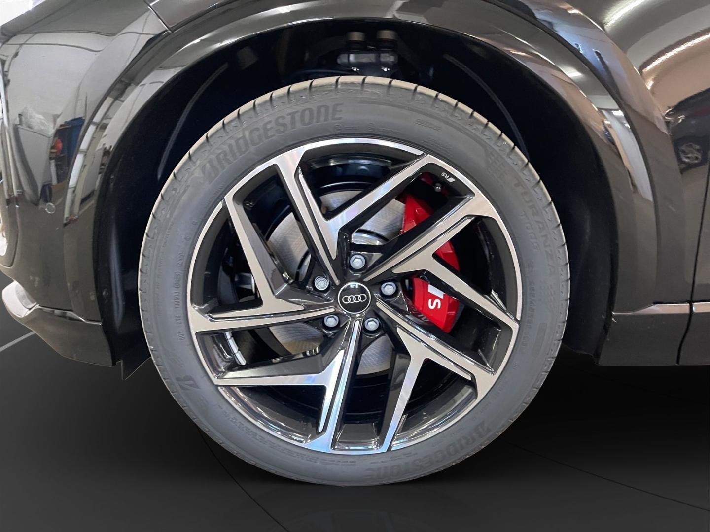 Image about Audi SQ6 Sportback e-tron e-tron