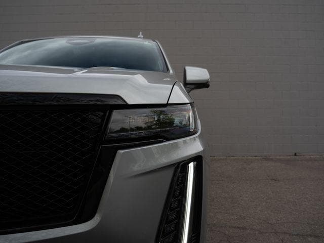 2023 Cadillac Escalade V-Series - Photo 11