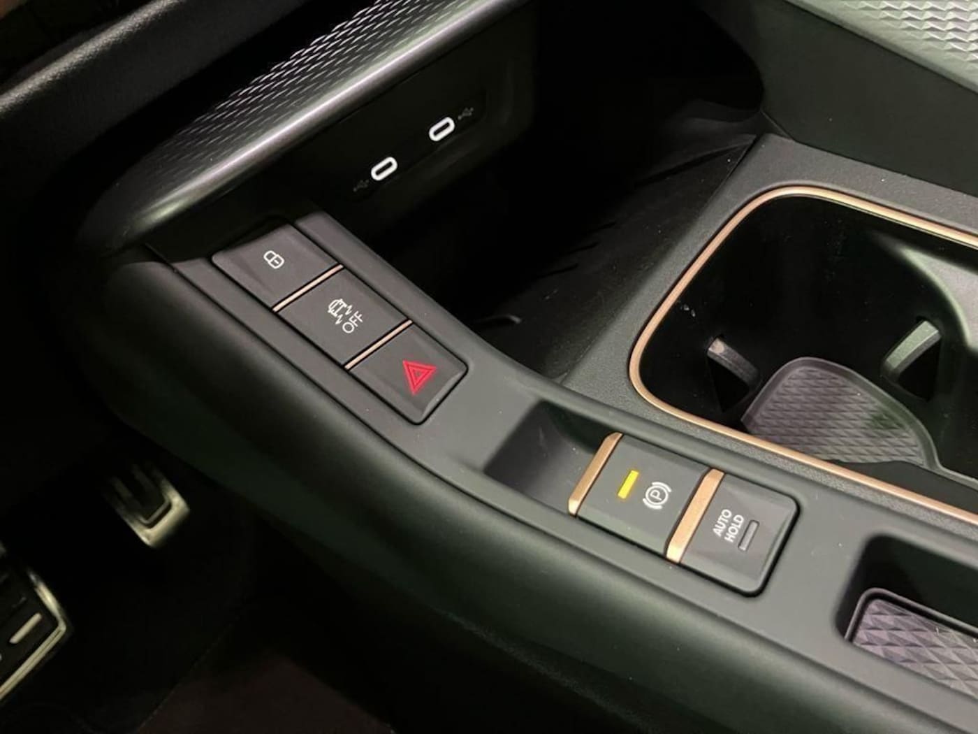 CUPRA Terramar 1.5 TSI e-Hybrid DSG 150 kW (204 CV) — photo 19