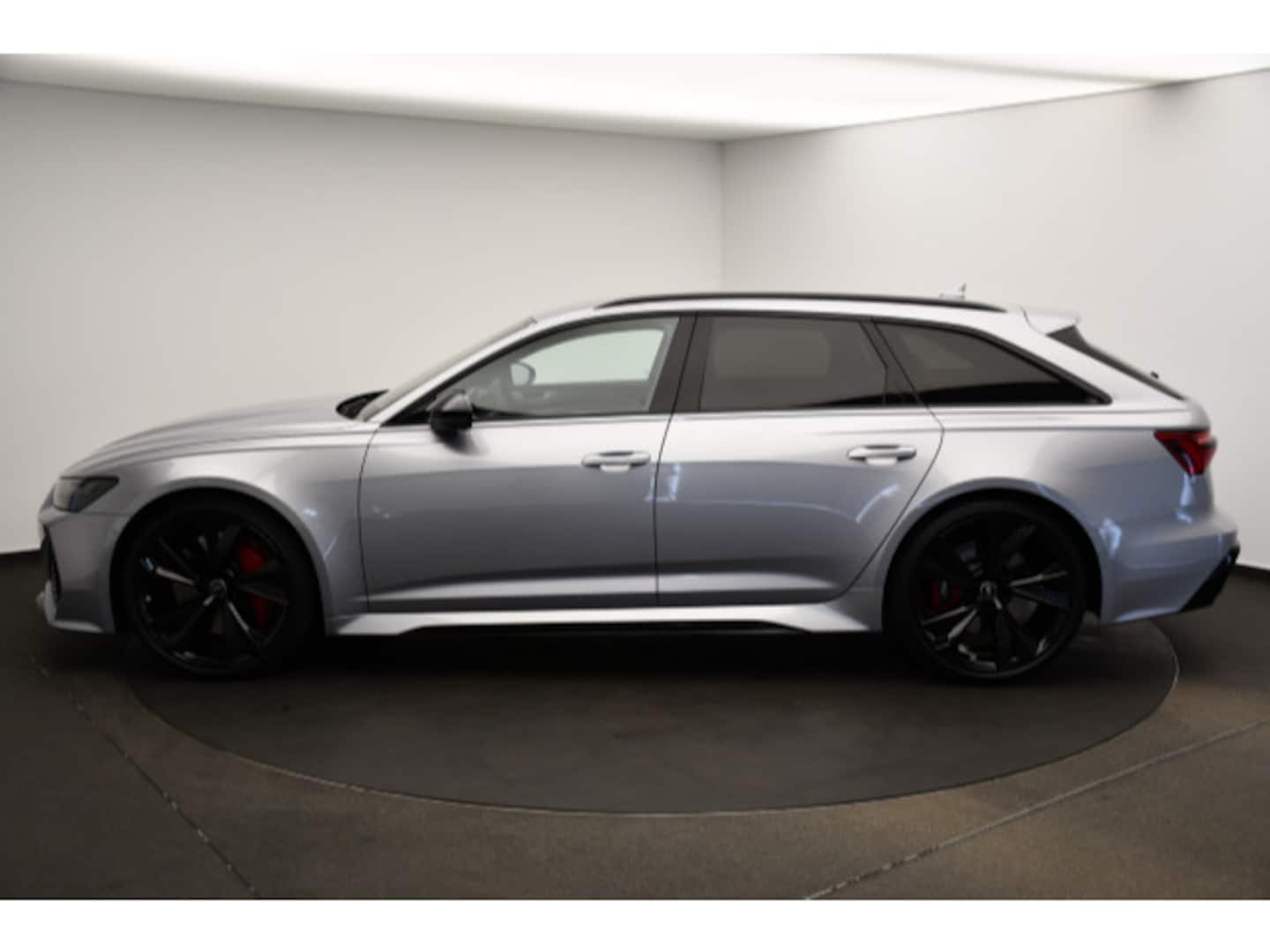 Bild über Audi RS 6 Avant TFSI quattro tiptronic - für weitere Informationen kontaktieren Sie den Audi Partner