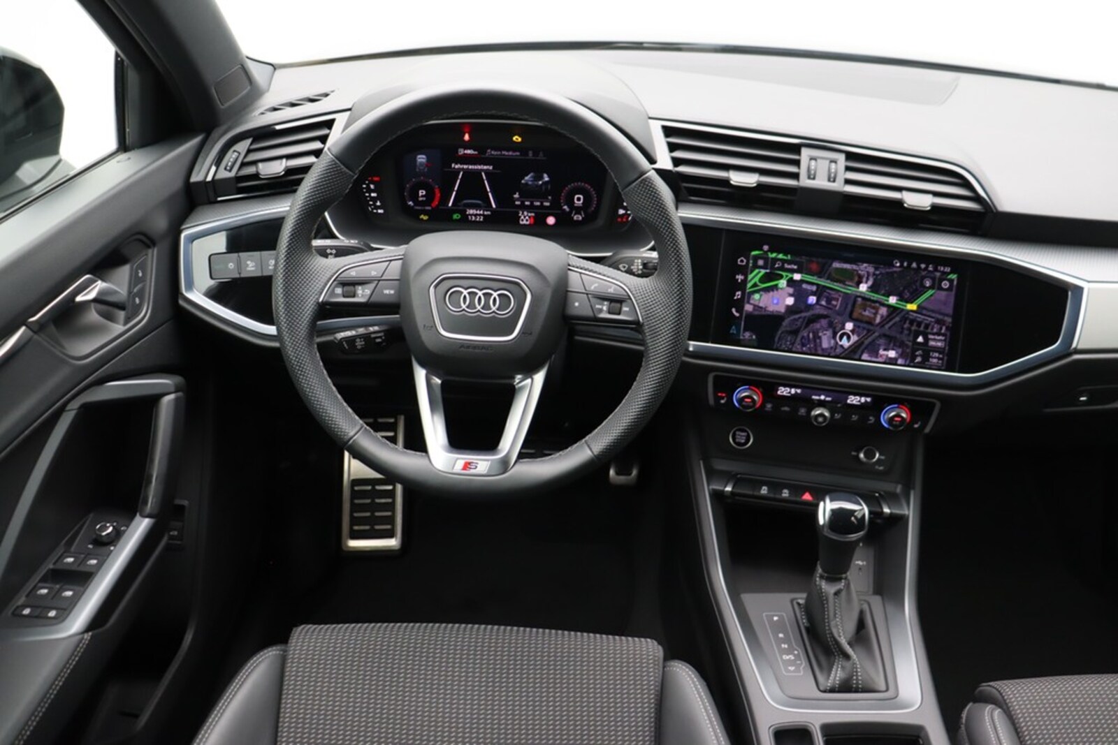 Audi Q3 – Bild 15