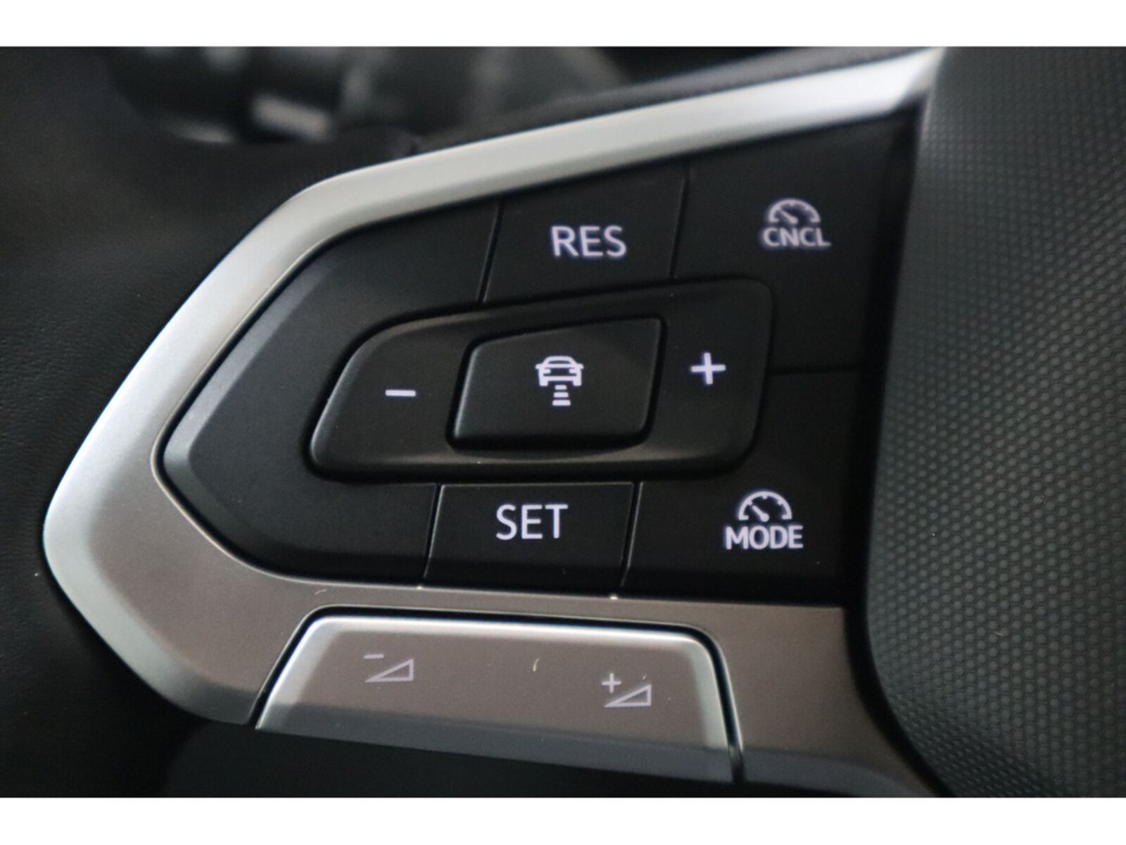 Volkswagen Crafter Kasten langer Radstand – Bild 13