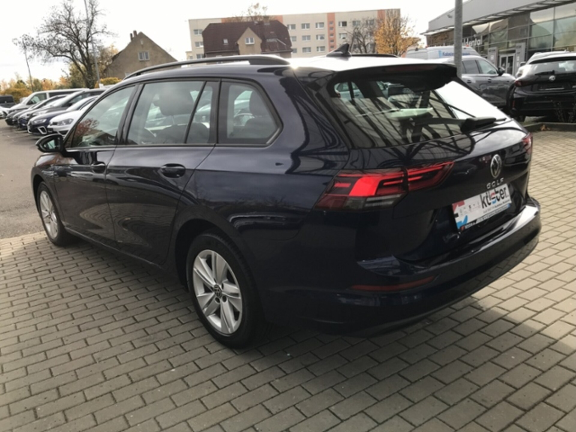 Volkswagen Golf Variant Life