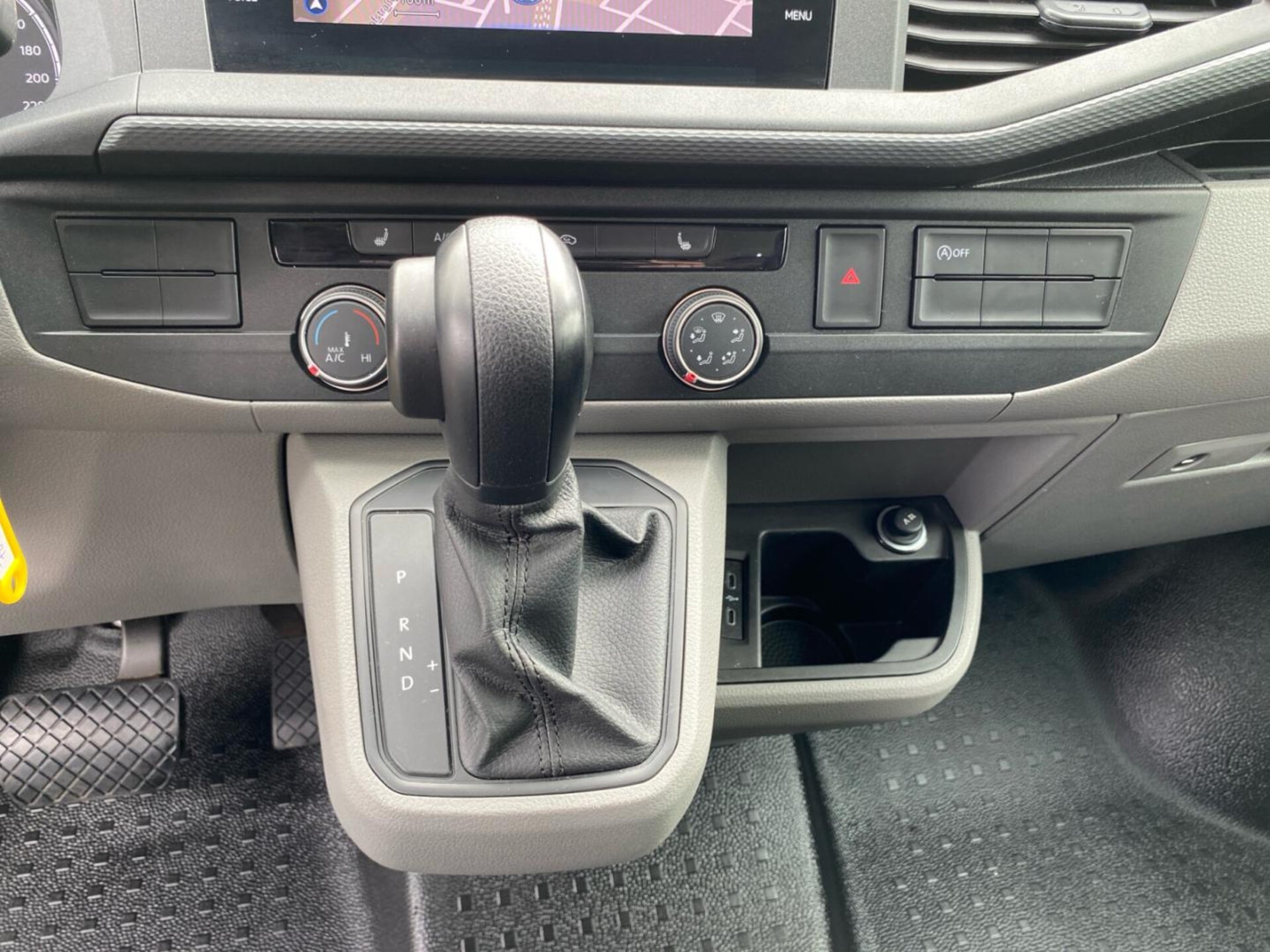 Volkswagen T6.1 Transporter Kasten kurzer Radstand