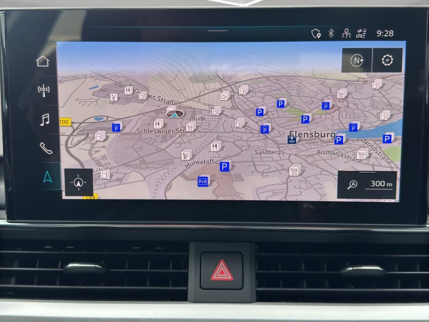Bild über Audi A4 Avant 30 TDI S tronic - für weitere Informationen kontaktieren Sie den Audi Partner