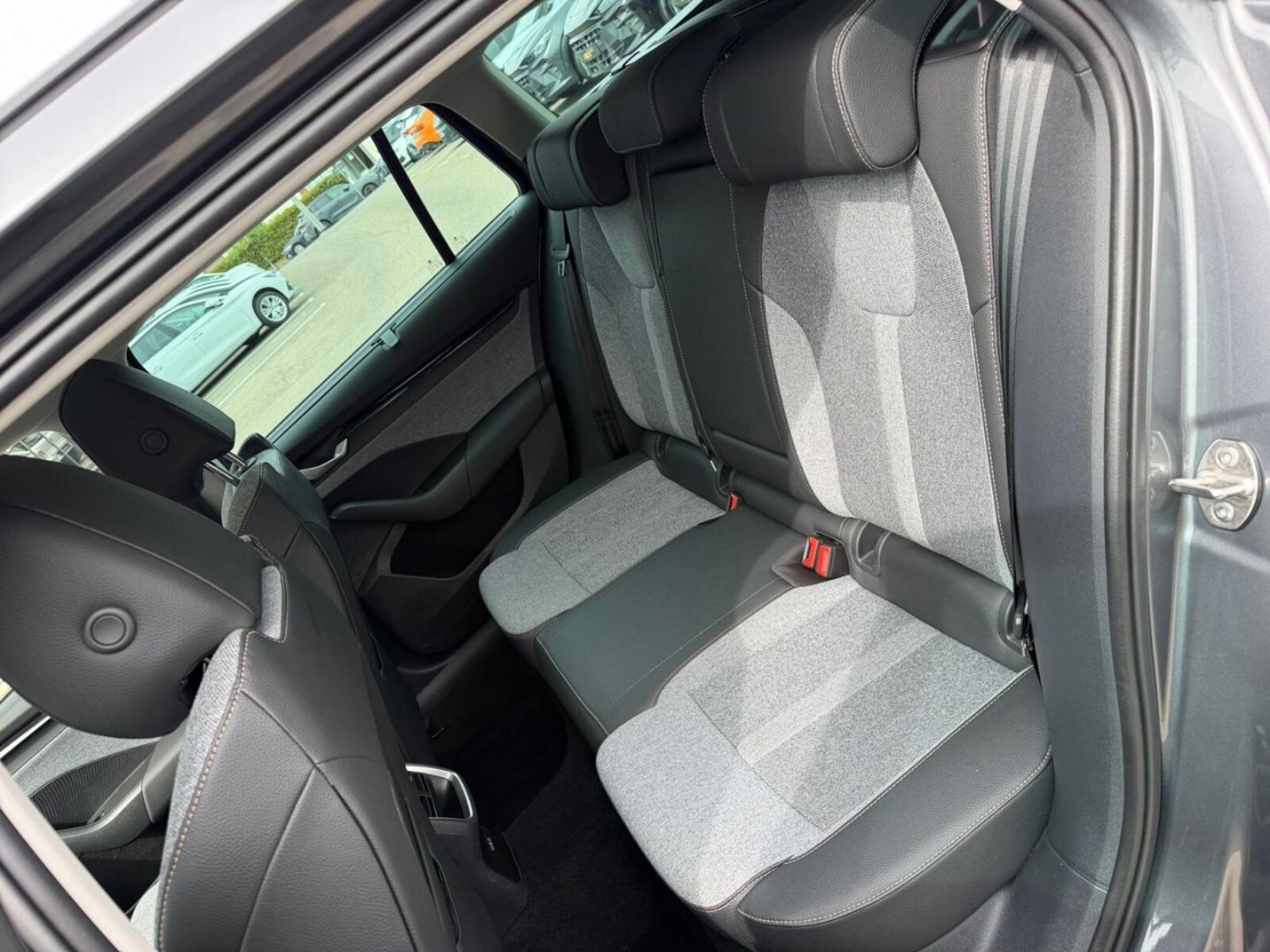 Škoda Octavia Combi – Bild 14