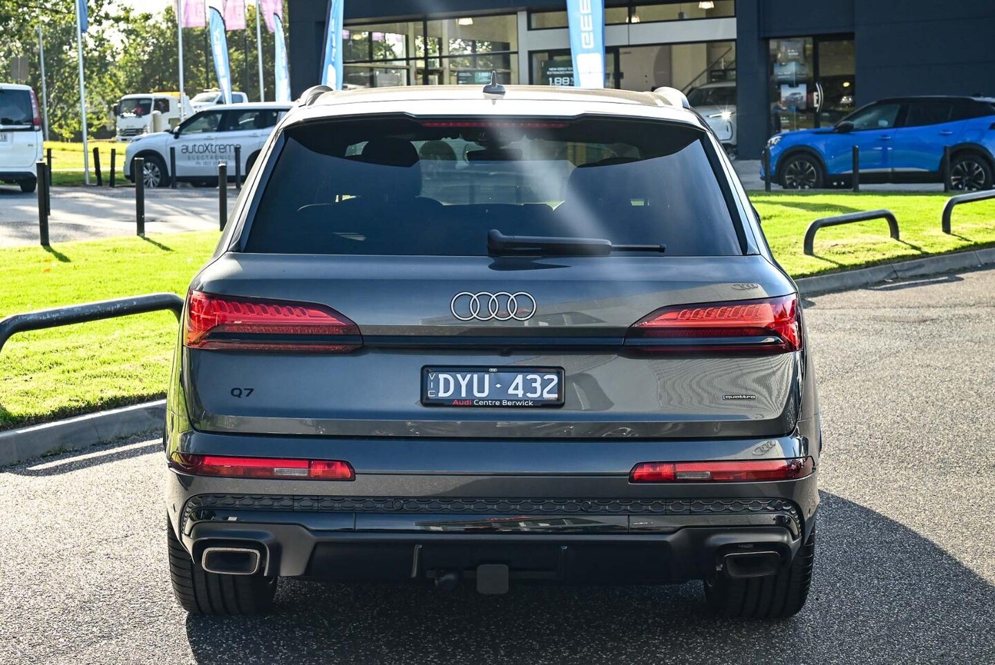 Image about Audi Q7 SUV Q7 S line TDI quattro tiptronic
