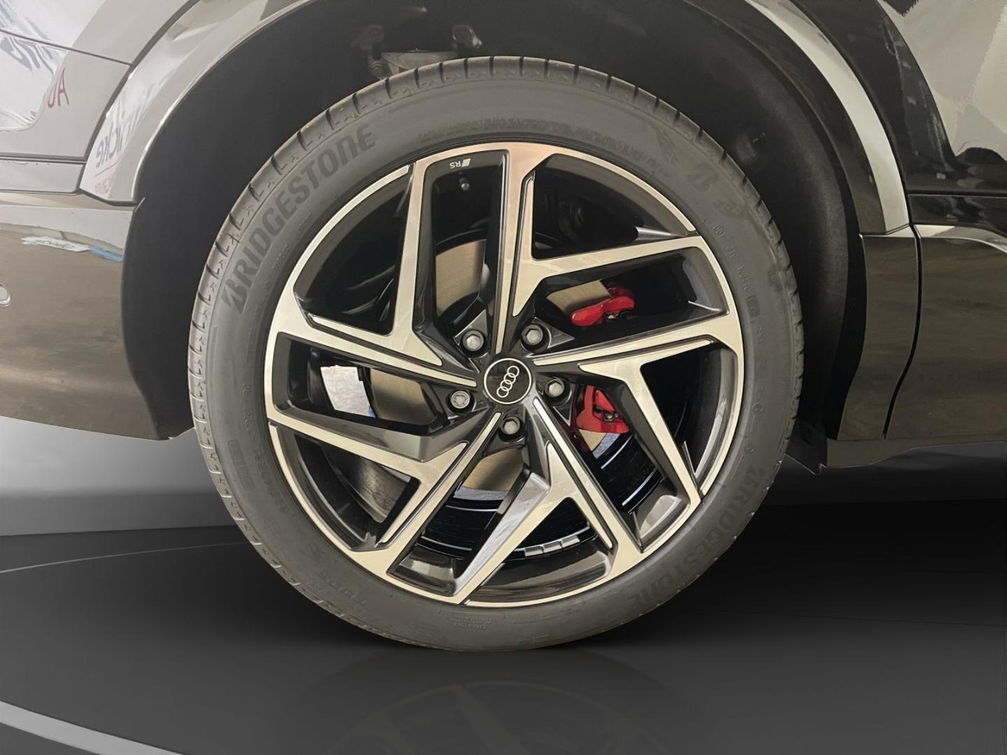 Image about Audi SQ6 Sportback e-tron e-tron