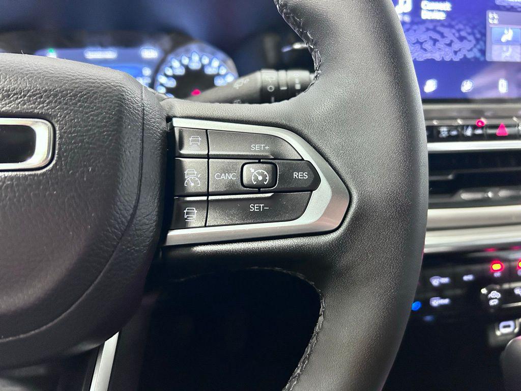 2024 Jeep Compass Limited - Photo 11