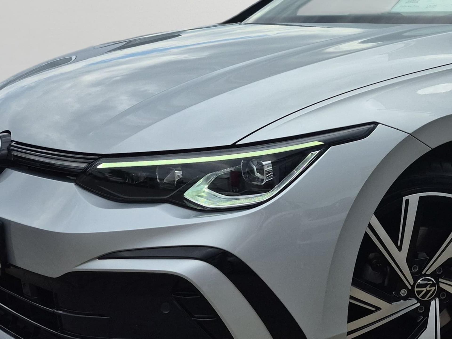 Volkswagen Golf Variant R-Line