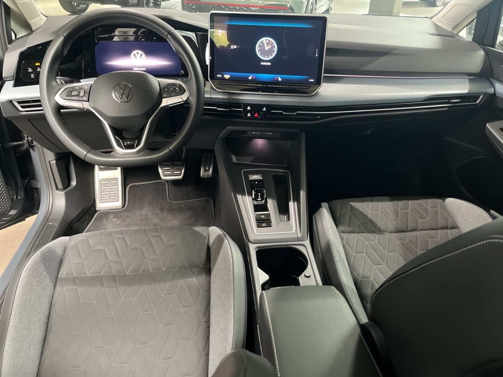 Volkswagen Golf – Bild 8