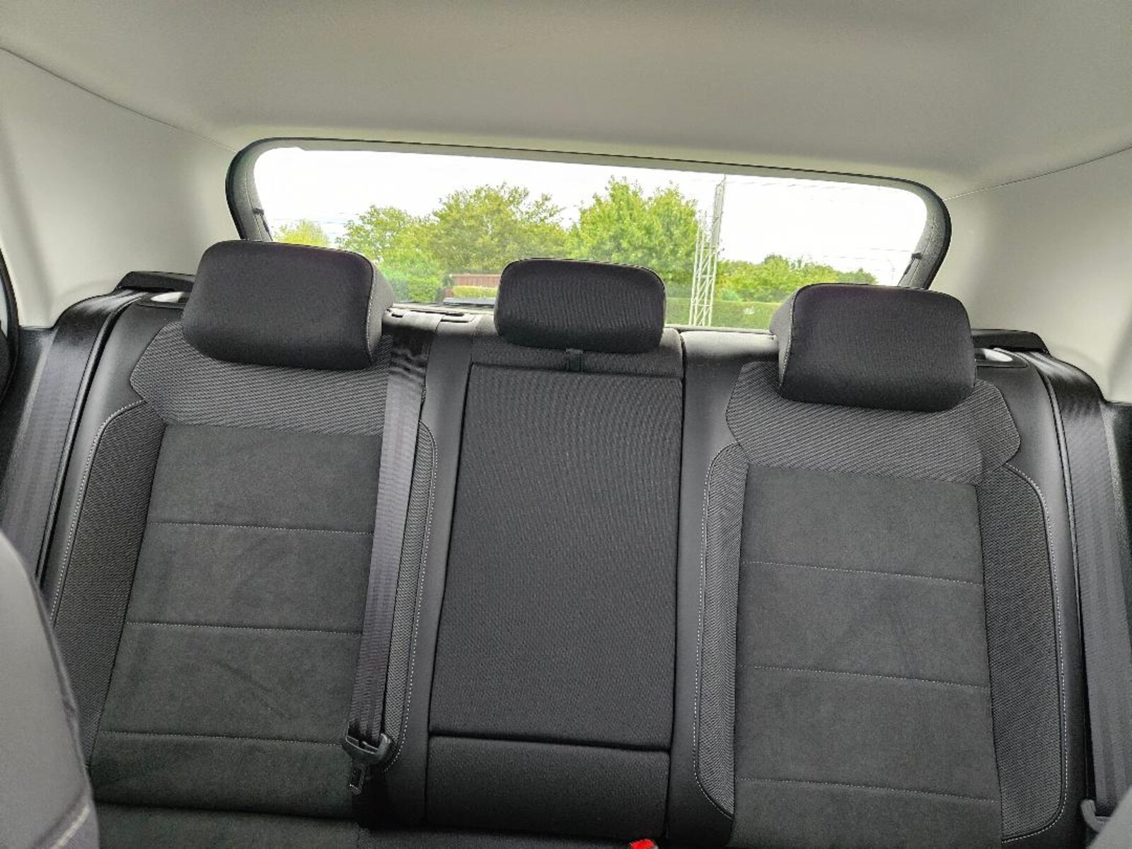 Volkswagen T-Roc – Bild 12