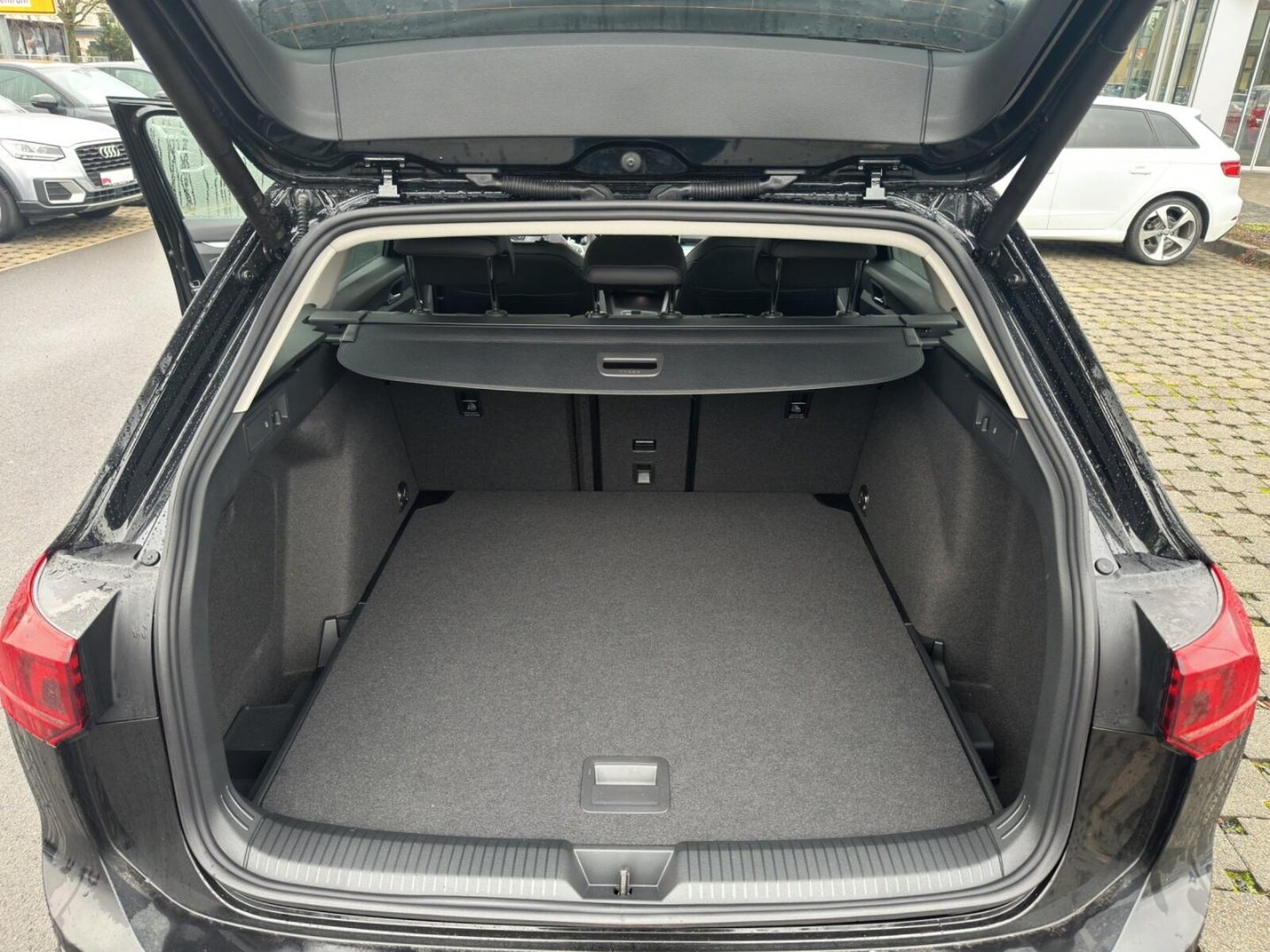 Volkswagen Golf Variant – Bild 23