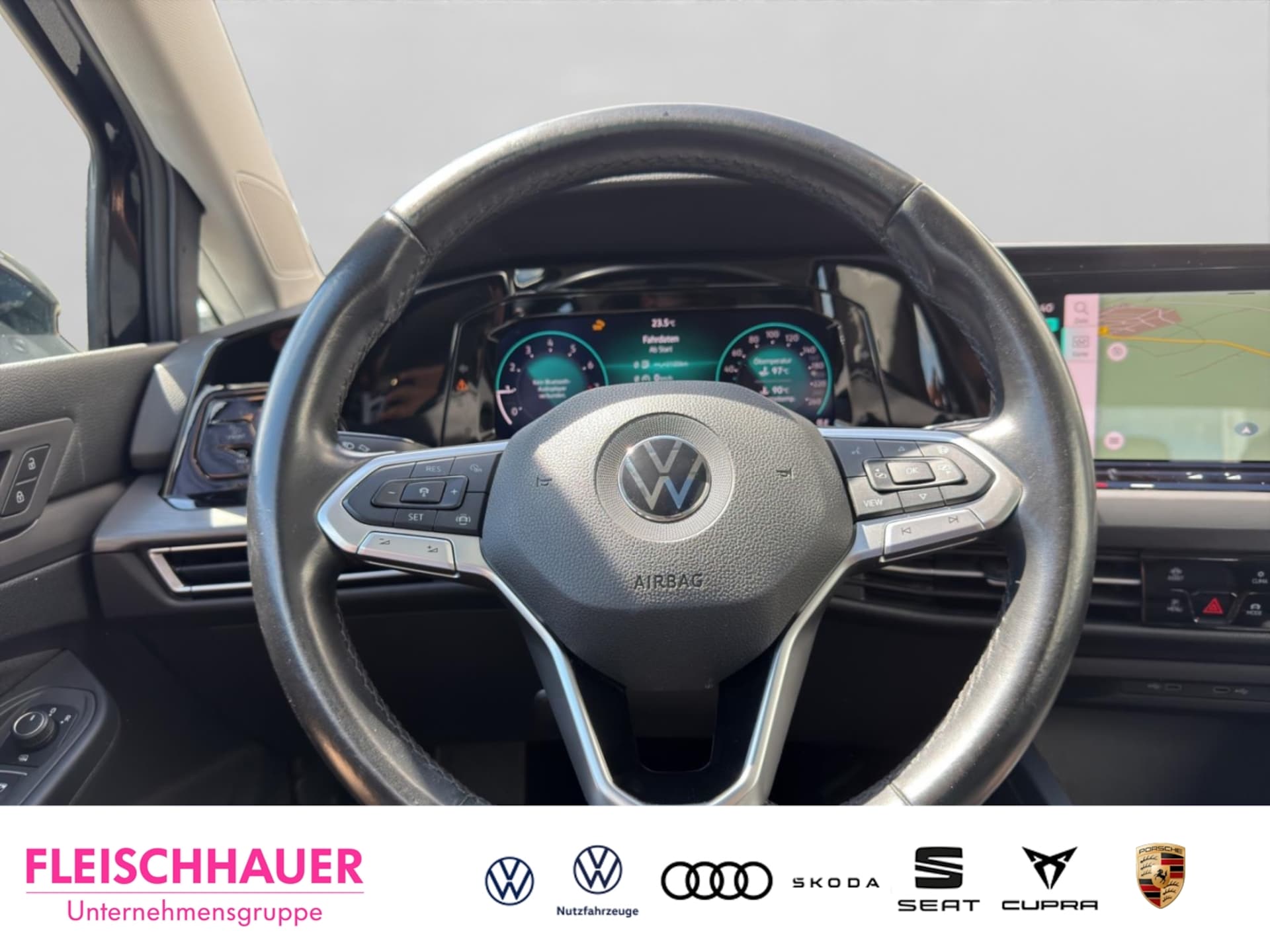 Volkswagen Golf Style