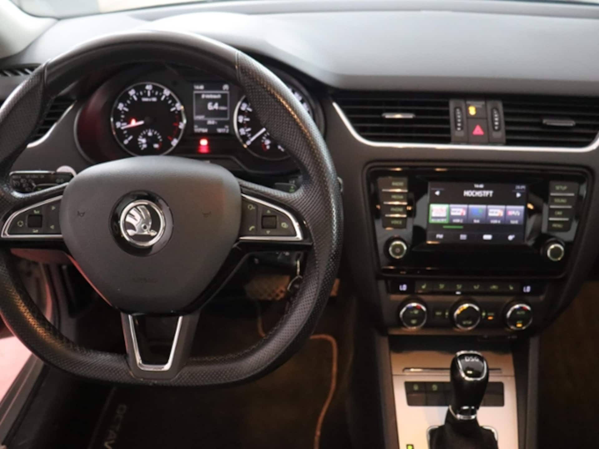 Skoda Octavia Combi Elegance