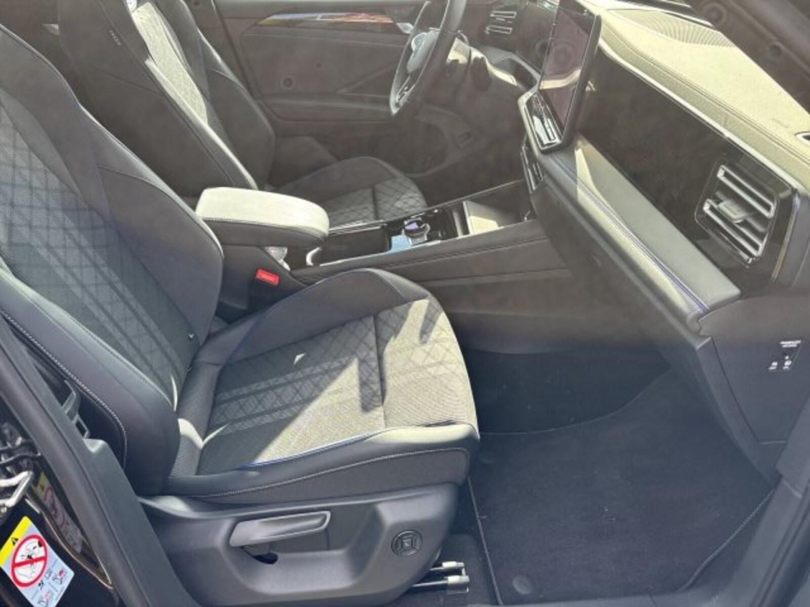 Volkswagen Tiguan – Bild 12