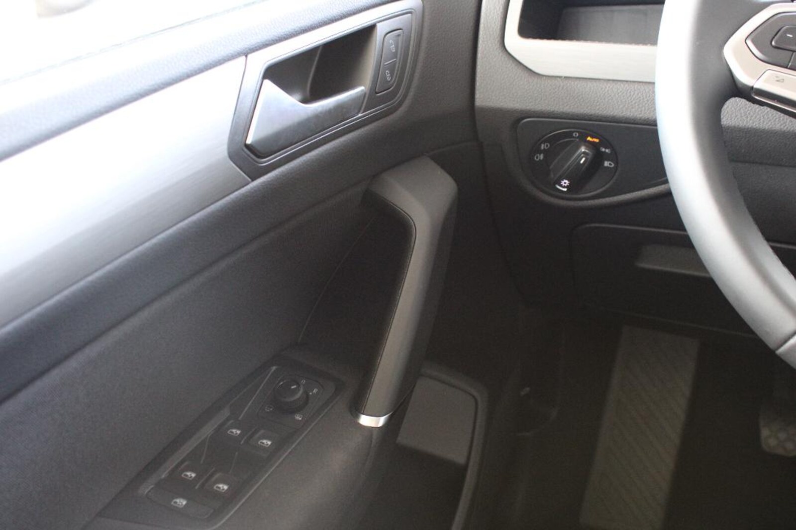 Volkswagen Touran – Bild 17