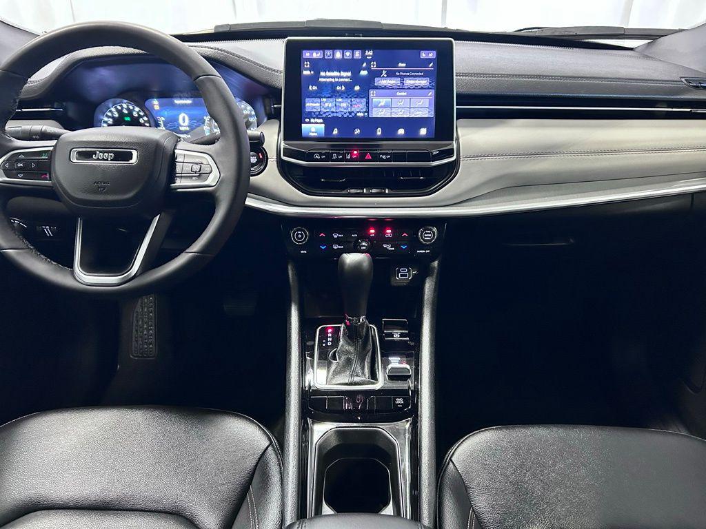 2024 Jeep Compass Limited - Photo 13