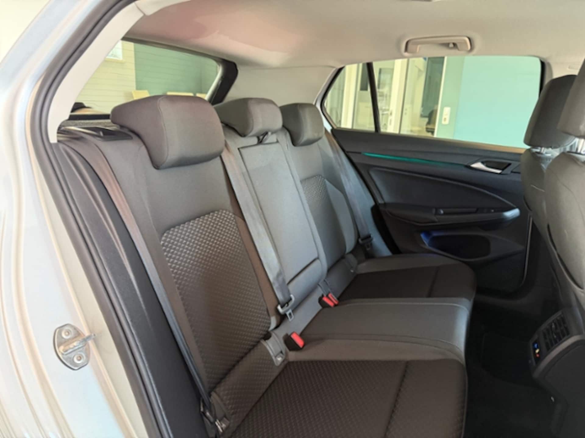 Volkswagen Golf Active