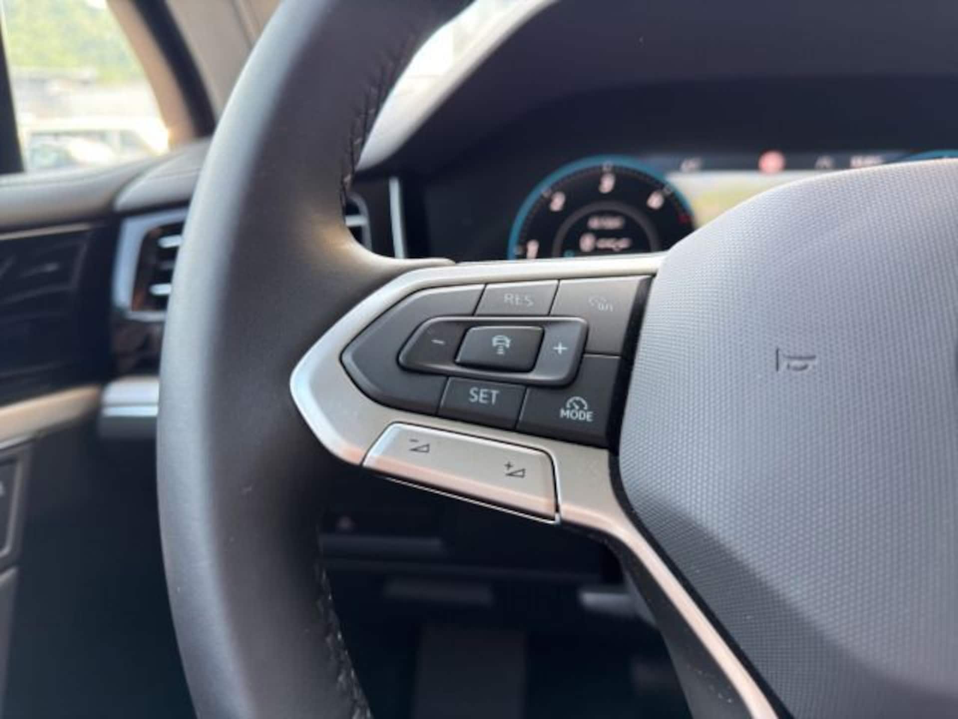 Volkswagen Touareg Basis-Modell