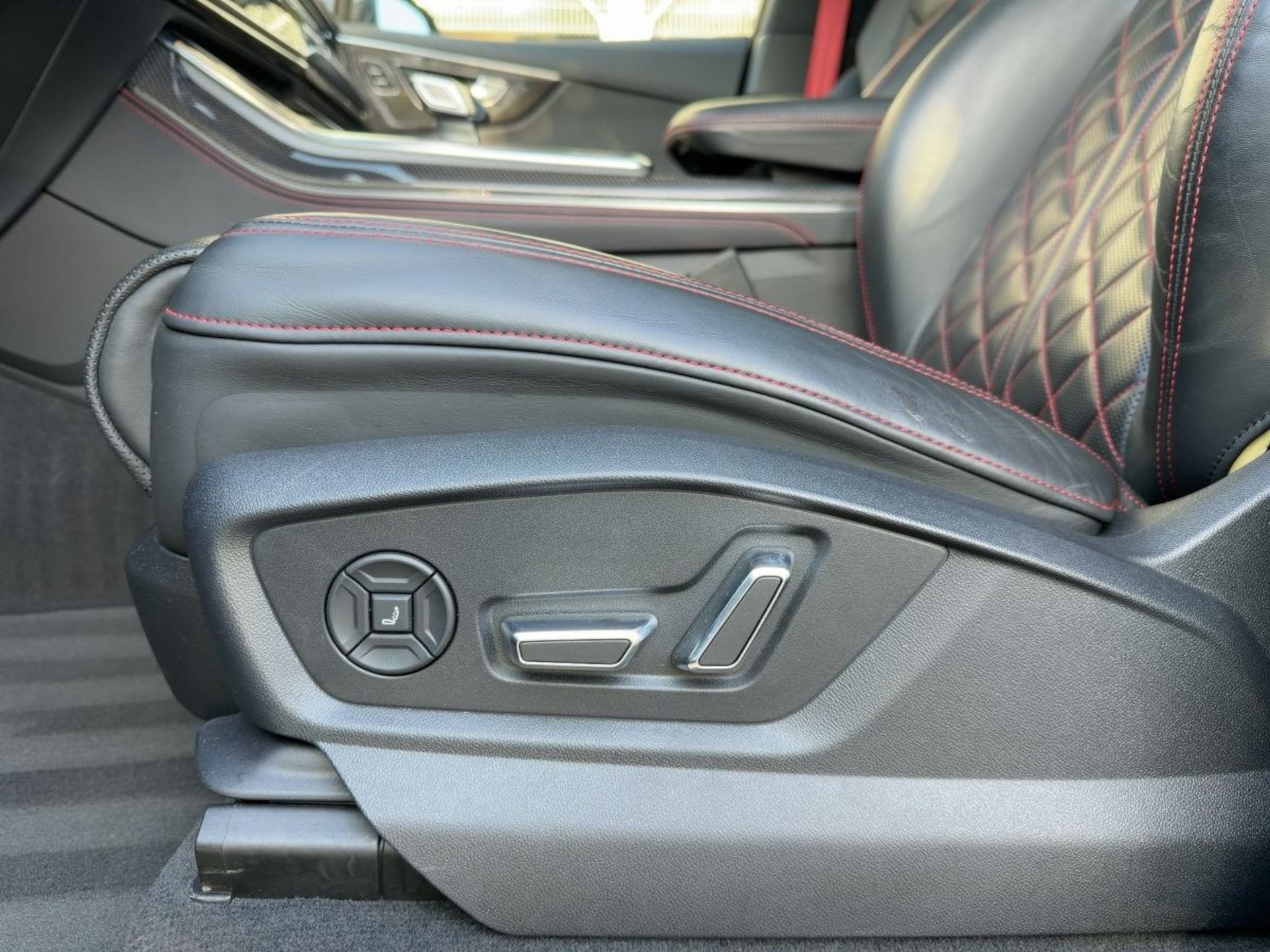 Audi Q7 SUV S line