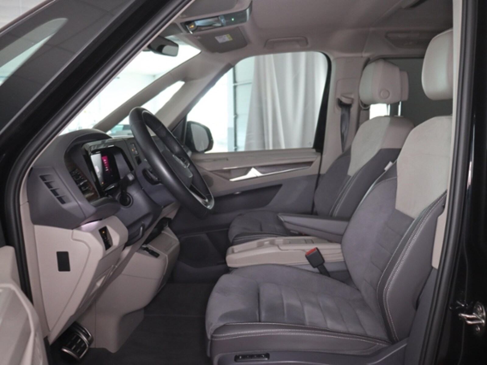 Volkswagen Multivan Langversion – Bild 9