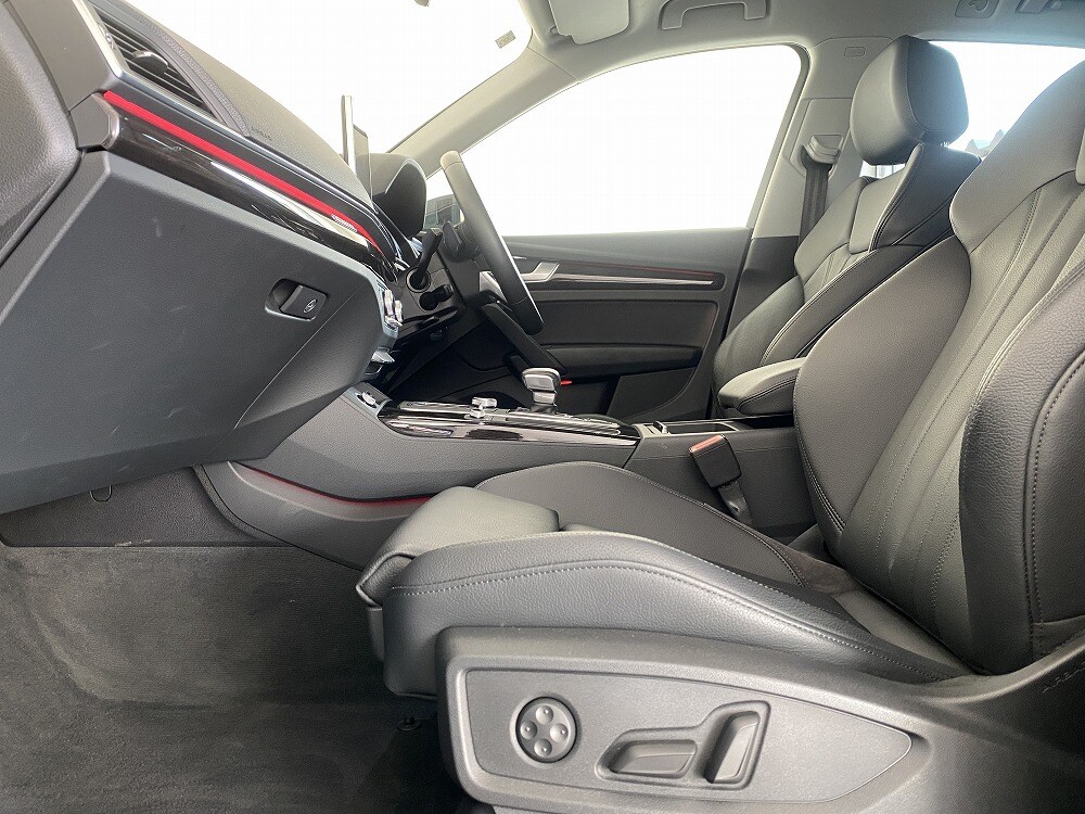 Image about Audi Q5 45 TFSI quattro sport