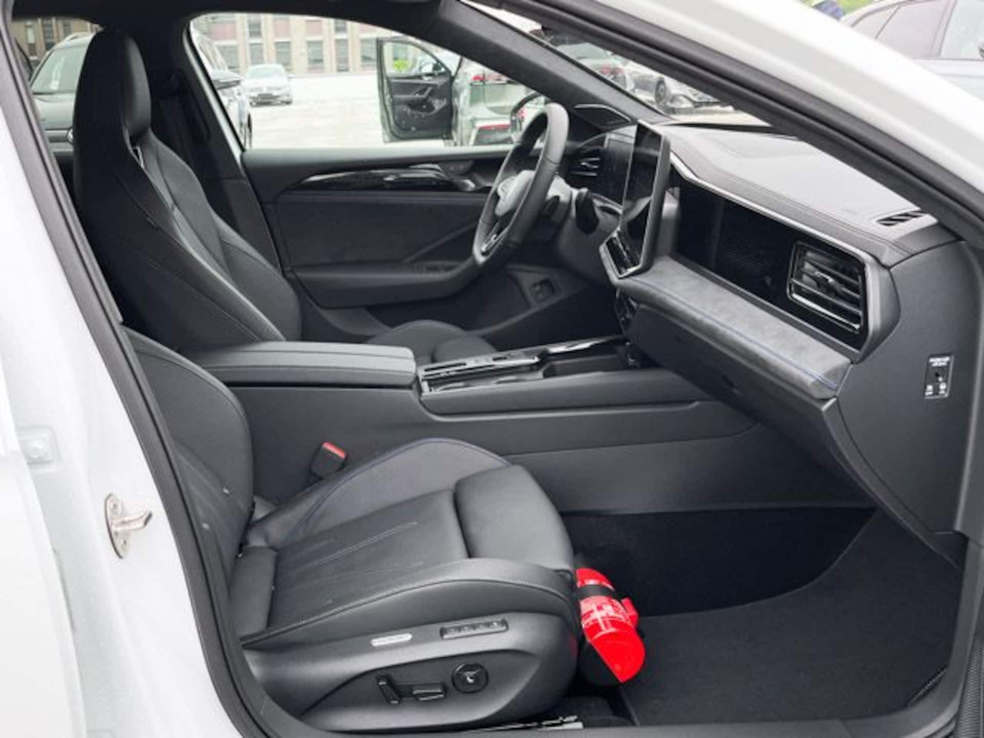 Volkswagen Passat R-Line