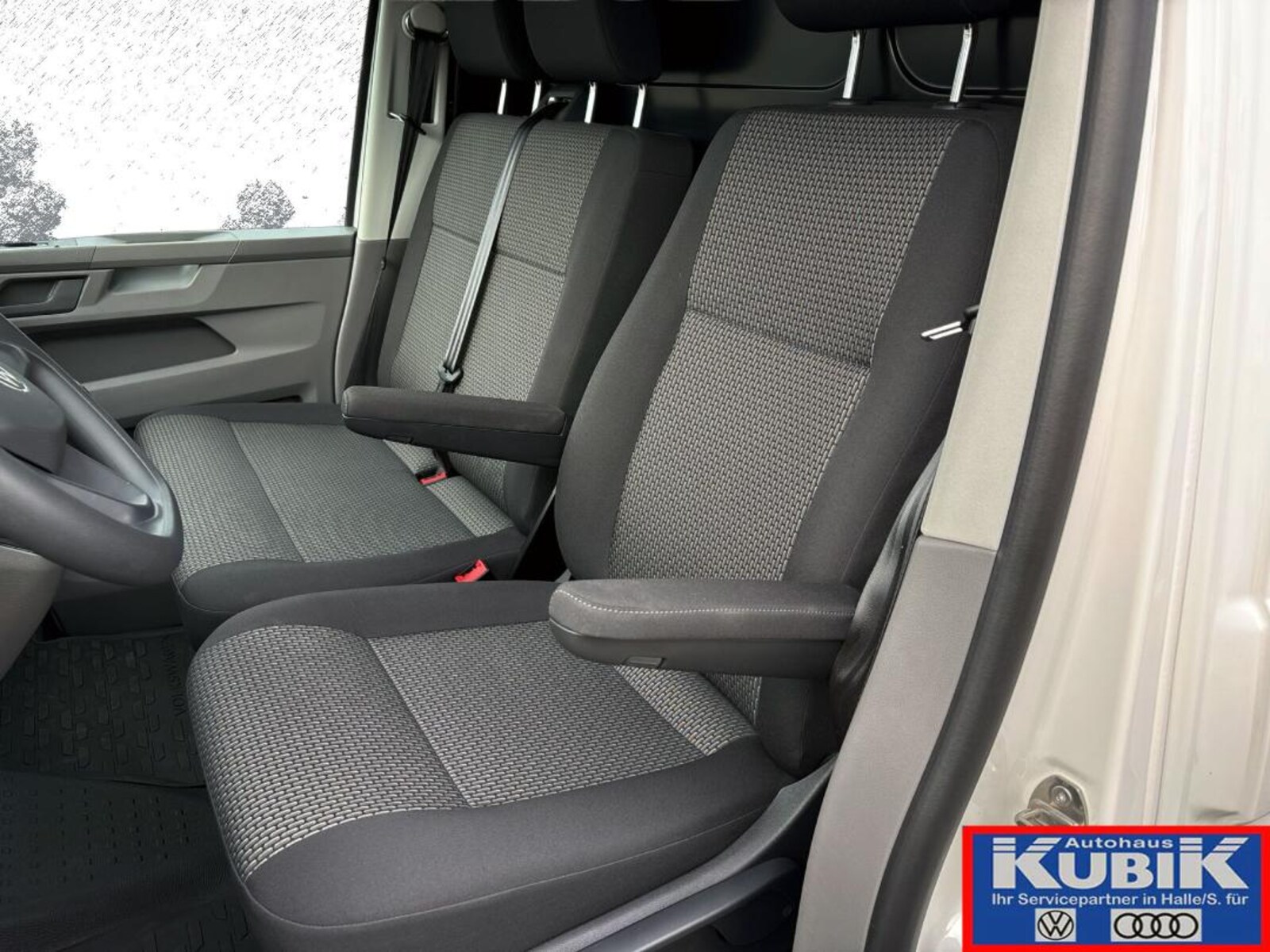 Volkswagen T6.1 Transporter Kasten kurzer Radstand – Bild 27