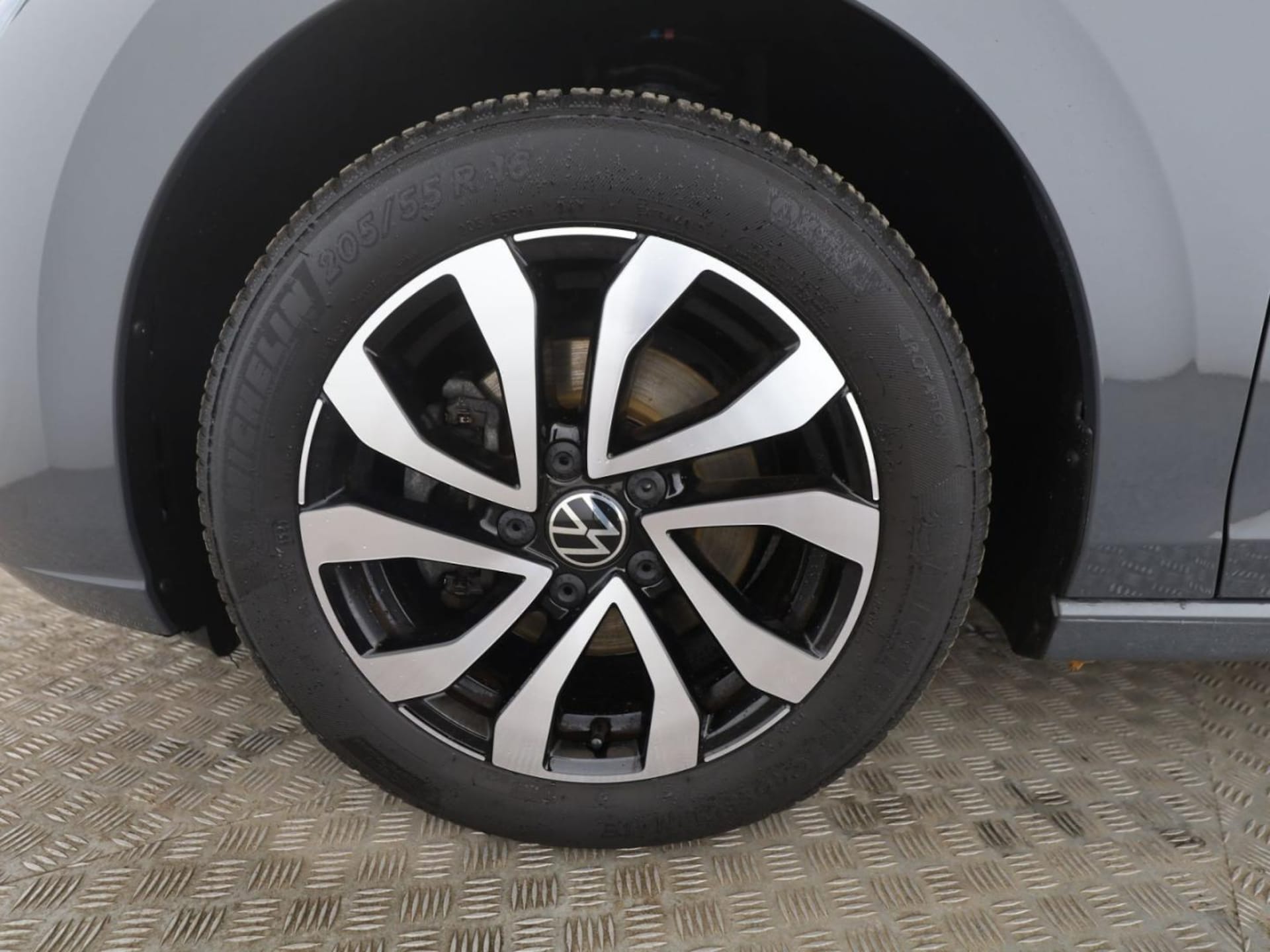 Volkswagen Golf Active