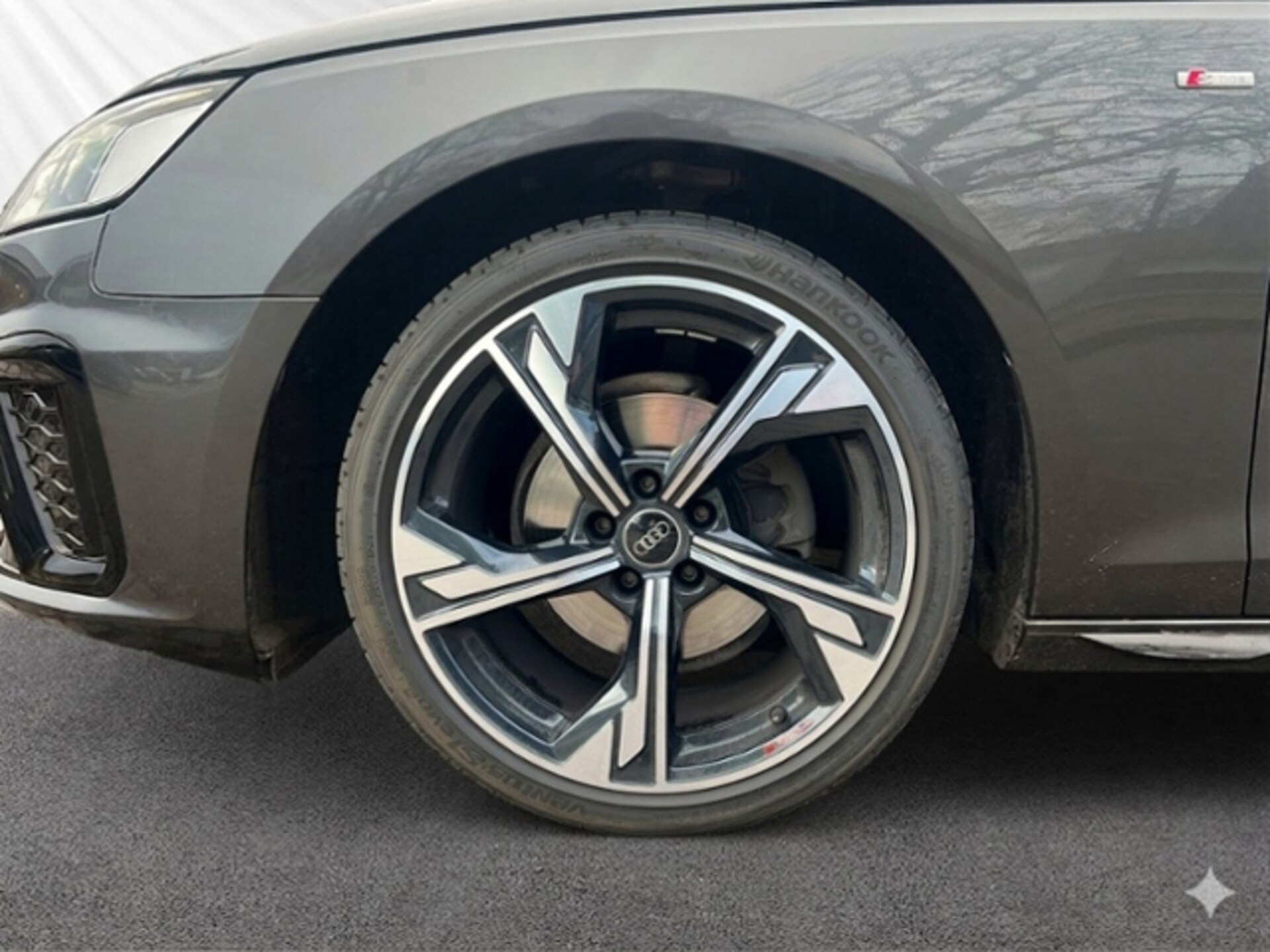 Audi A4 Avant S line