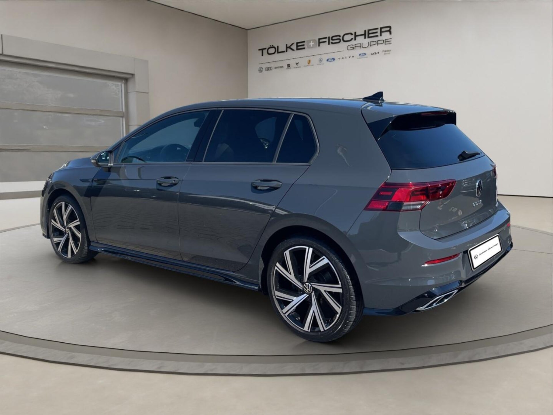 Volkswagen Golf R-Line