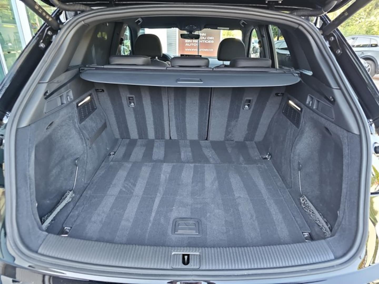 Bild über Audi Q5 40 TFSI quattro 150 kW S tronic - für weitere Informationen kontaktieren Sie den Audi Partner