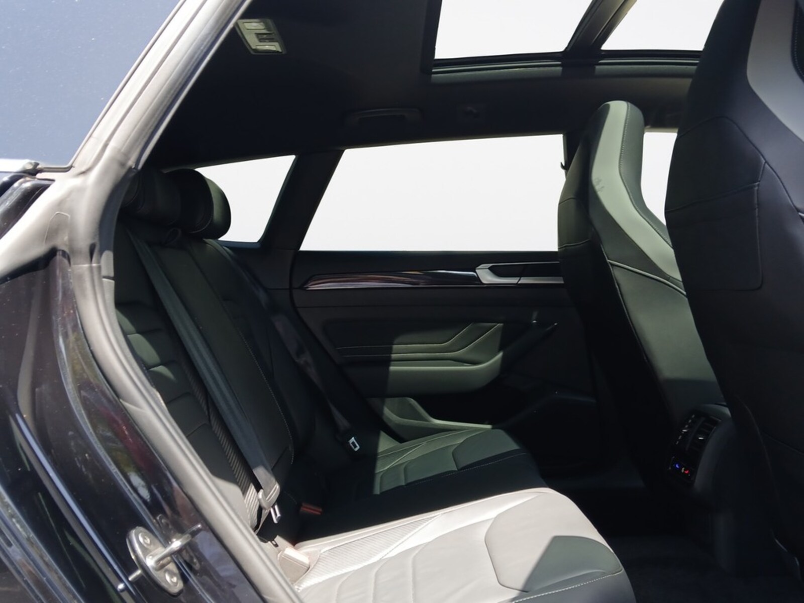 Volkswagen Arteon Shooting Brake – Bild 17