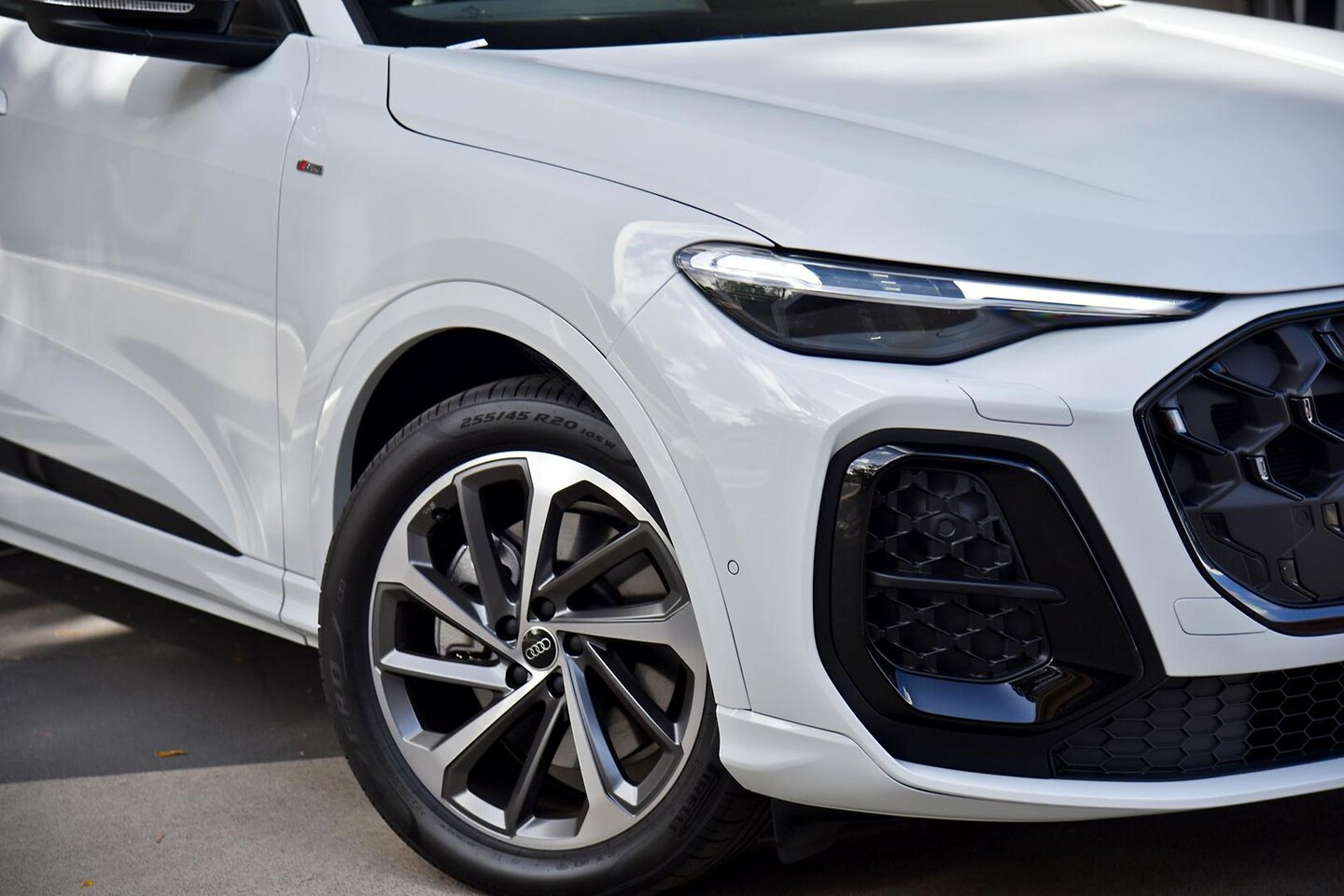 Image about Audi Q5 SUV TDI quattro 150 kW sport