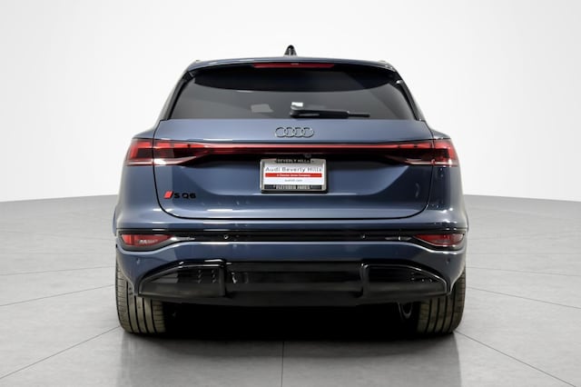 2025 Audi SQ6 e-tron