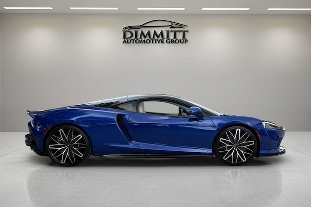 2023 McLaren GT