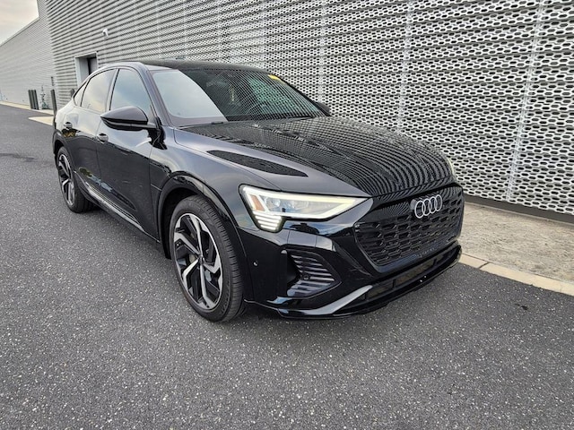 Photo of 2024 Audi Q8 Sportback e-tron