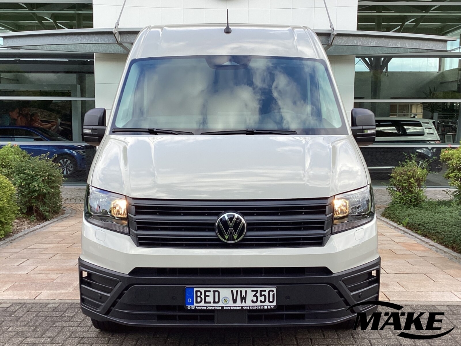 Volkswagen Crafter Kasten mittlerer Radstand – Bild 2