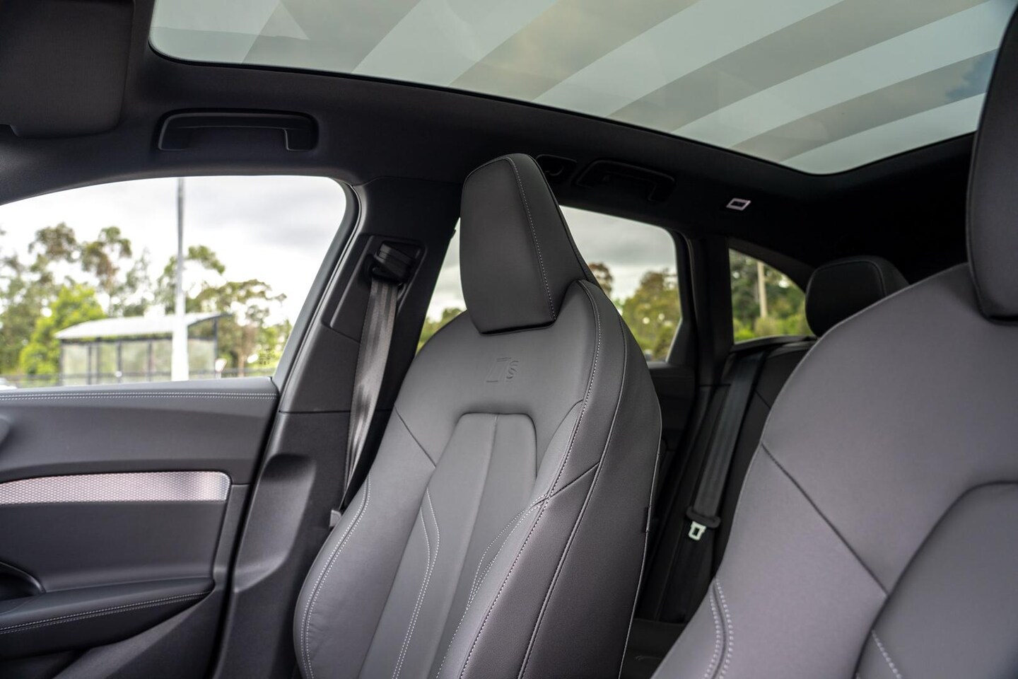 Image about Audi A5 Avant TFSI e e-hybrid quattro 270 kW S tronic