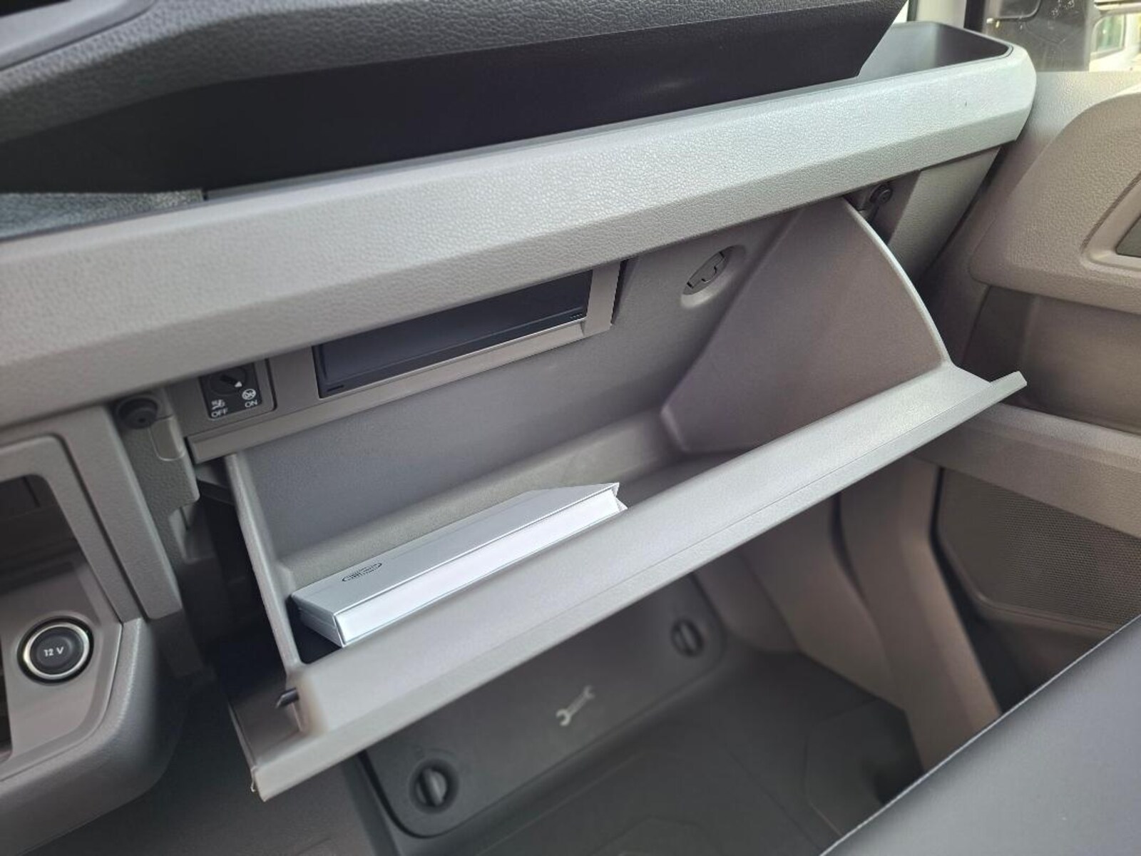 Volkswagen Crafter Kasten mittlerer Radstand – Bild 22