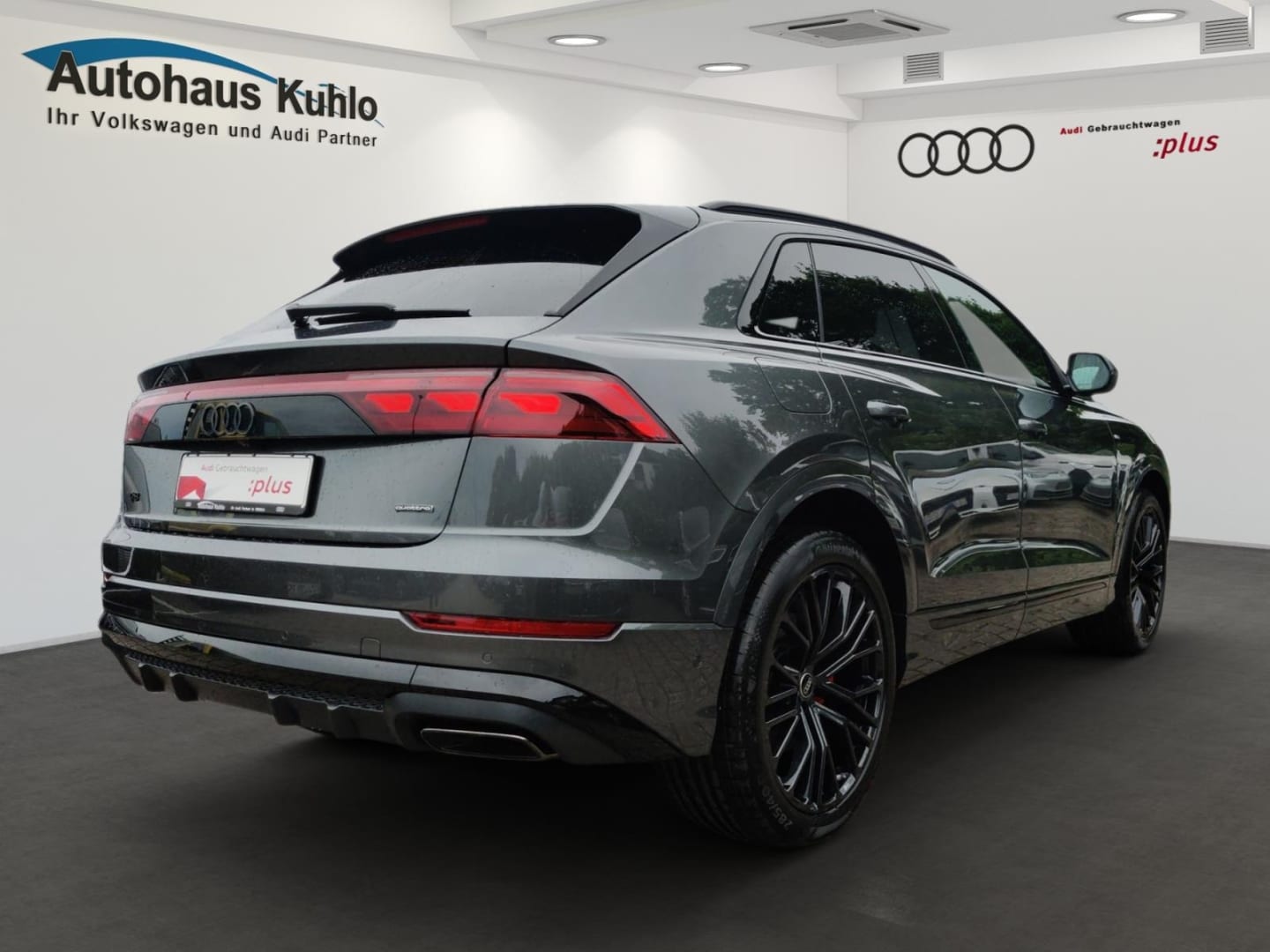 Bild über Audi Q8 SUV S line business TDI quattro 210 kW tiptronic - für weitere Informationen kontaktieren Sie den Audi Partner