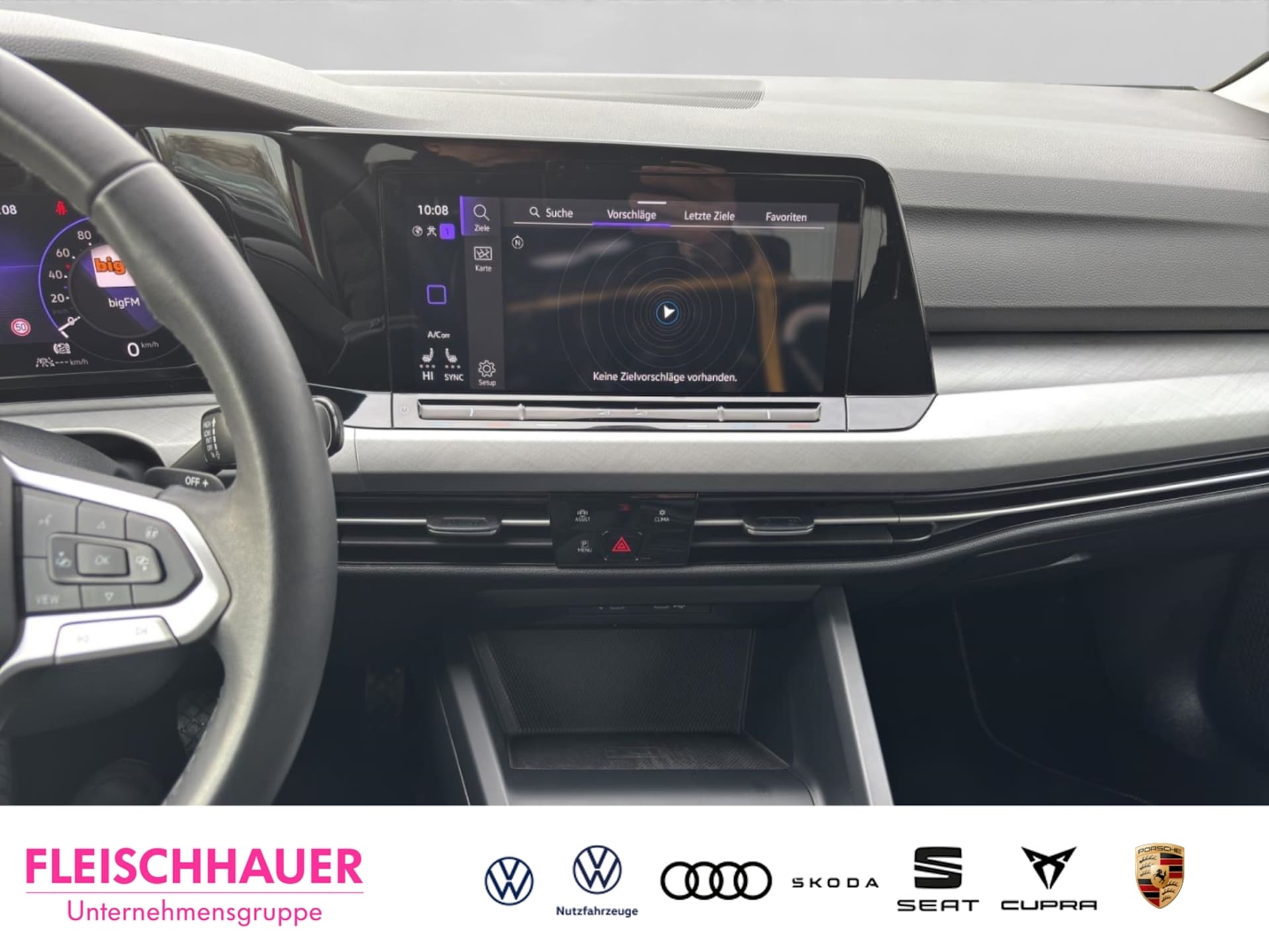 Volkswagen Golf Variant Life