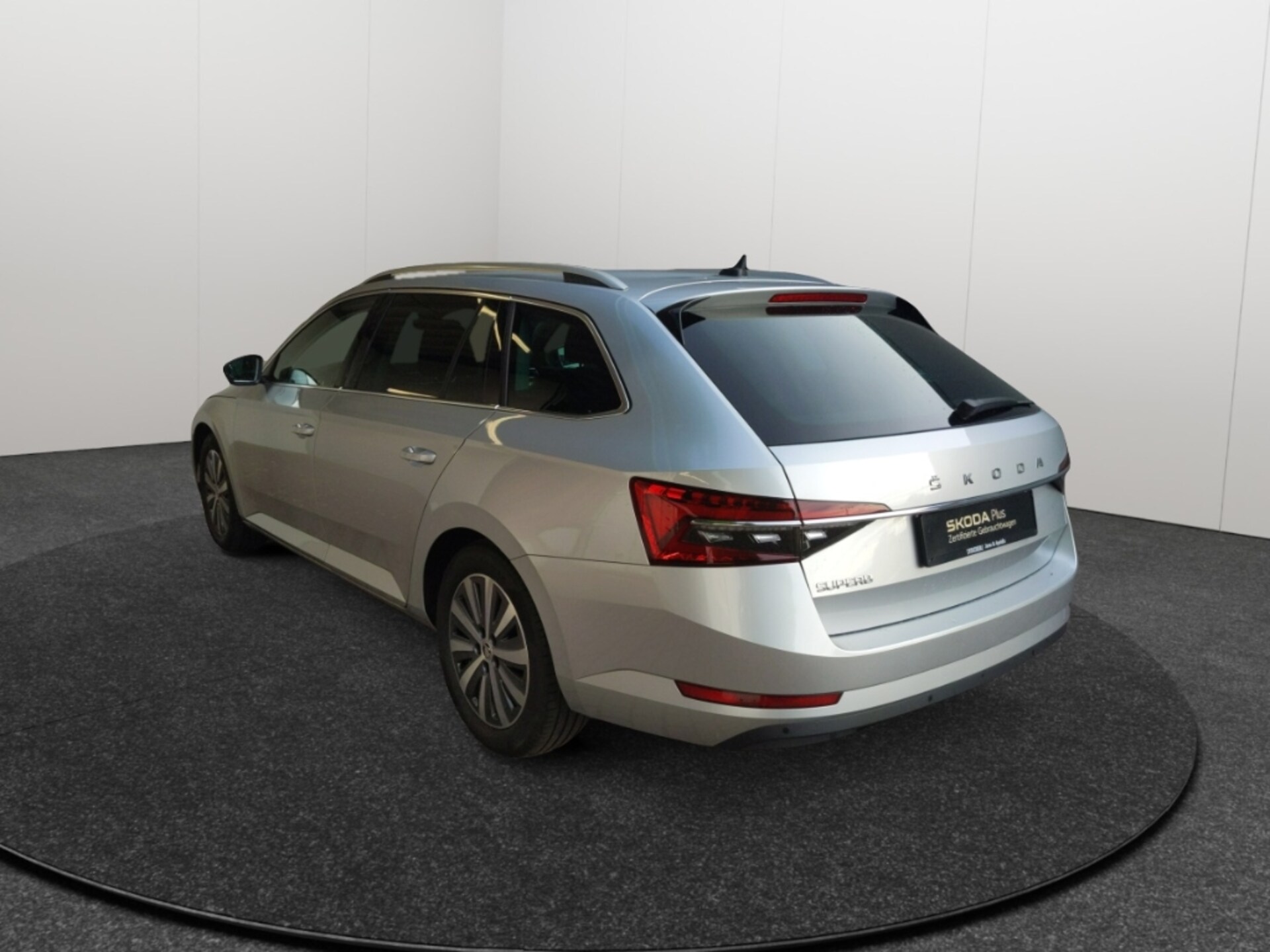 Skoda Superb Combi Style