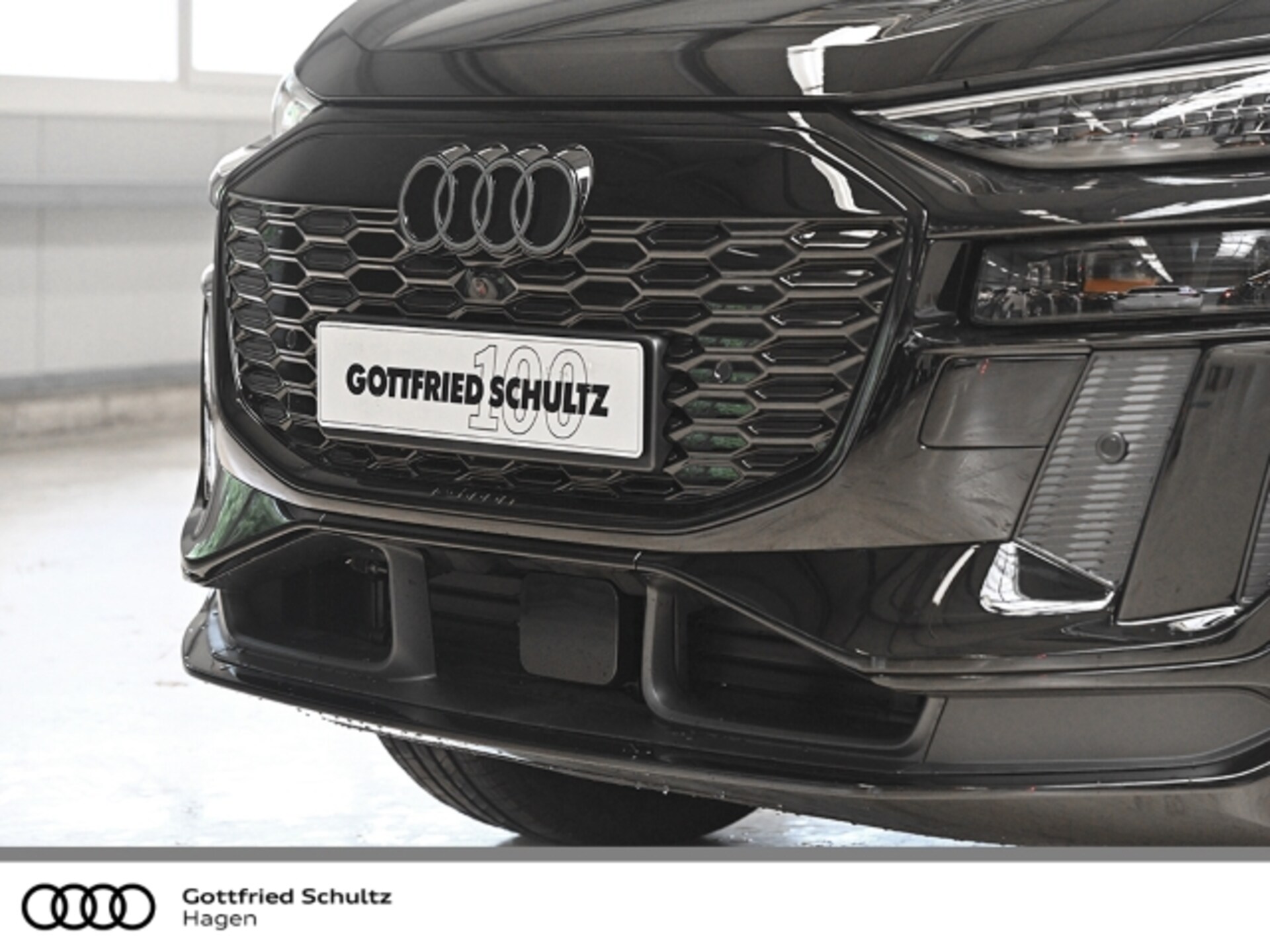 Audi Q6 SUV e-tron