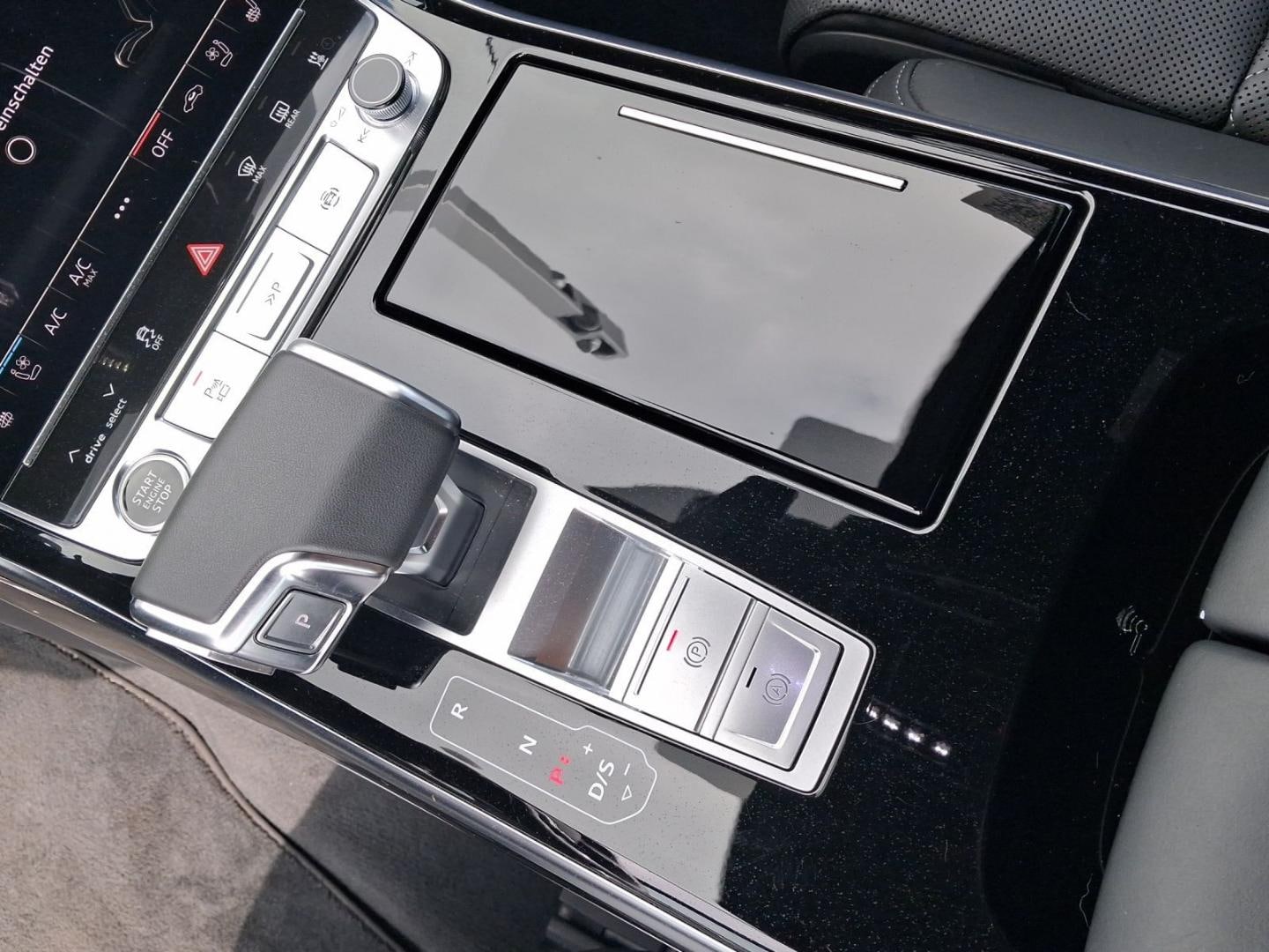 Bild über Audi A8 50 TDI quattro tiptronic - für weitere Informationen kontaktieren Sie den Audi Partner