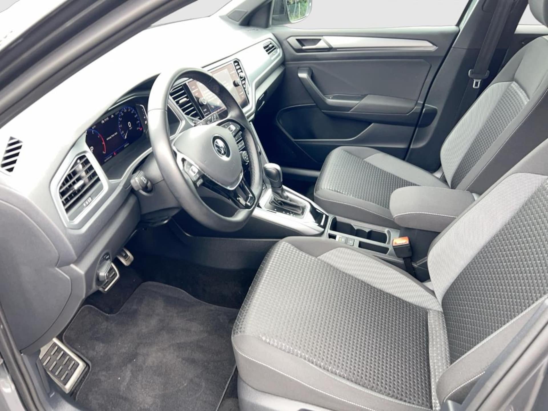 Volkswagen T-Roc Active