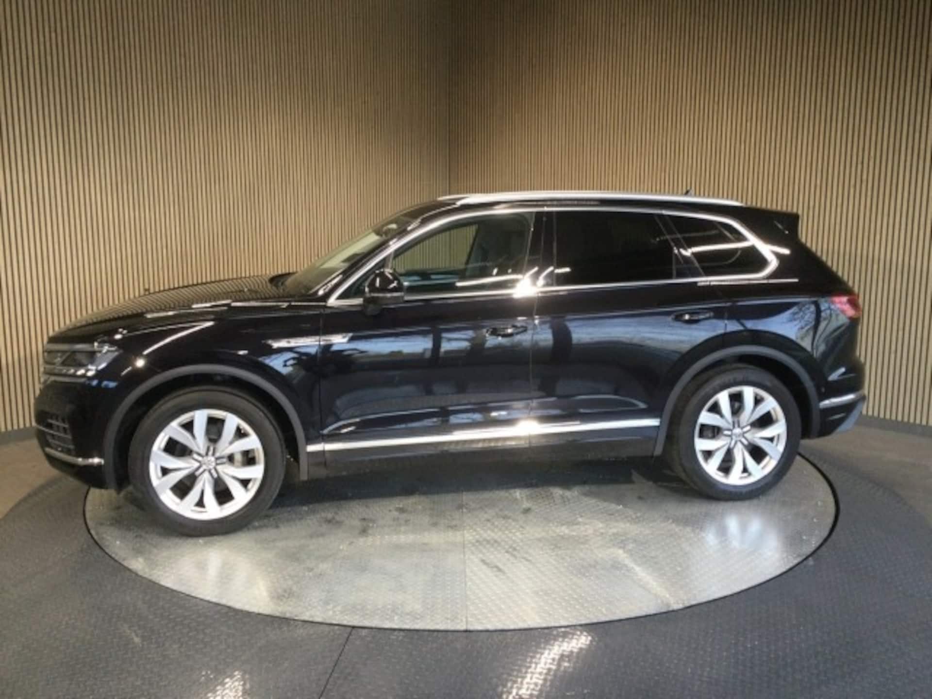 Volkswagen Touareg Basis-Modell