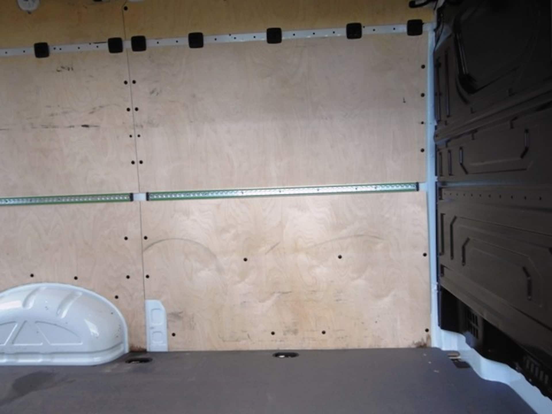Volkswagen Crafter Kasten mittlerer Radstand