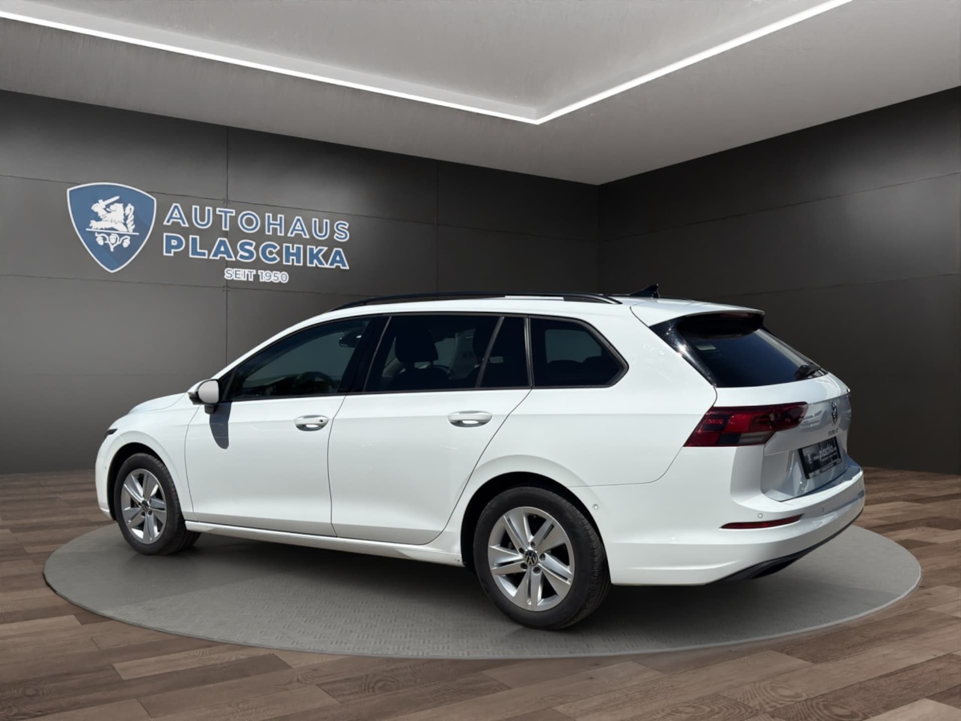 Volkswagen Golf Variant Life